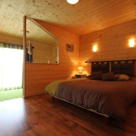 Ecolodge Les Sentiers Du Lac - Domaine De La Gaia Soreze ภายนอก รูปภาพ