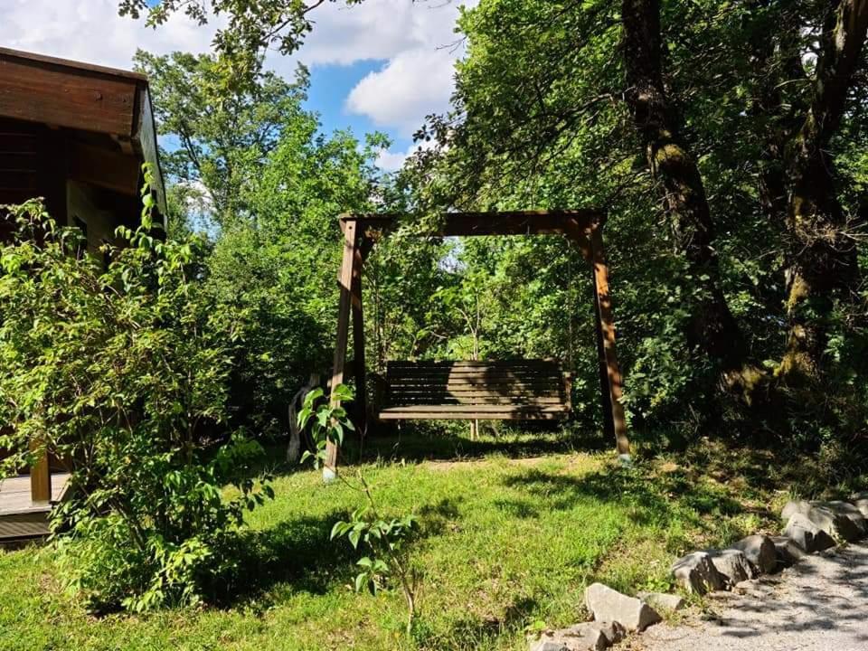 Ecolodge Les Sentiers Du Lac - Domaine De La Gaia Soreze ภายนอก รูปภาพ