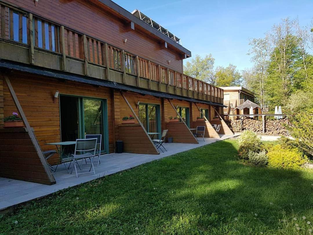 Ecolodge Les Sentiers Du Lac - Domaine De La Gaia Soreze ภายนอก รูปภาพ